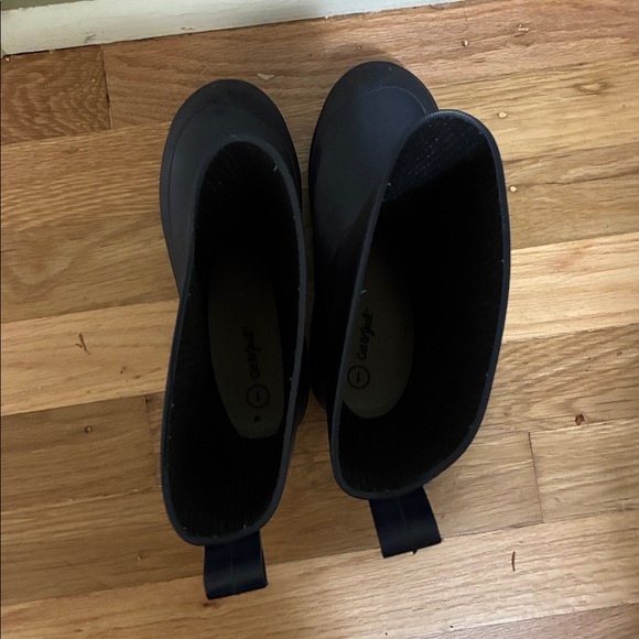 Navy Rain Boots, 1 - Picture 4 of 4